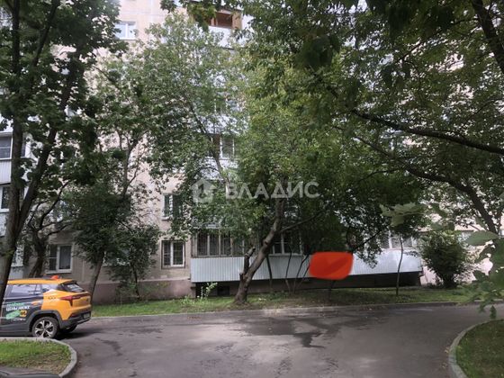 Продажа 3-комнатной квартиры 65 м², 1/9 этаж