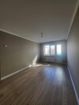 Продажа 1-комнатной квартиры 35 м², 1/4 этаж