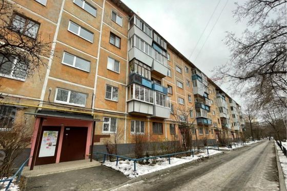 Продажа 3-комнатной квартиры 59 м², 2/5 этаж