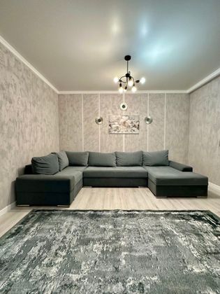 Продажа 3-комнатной квартиры 70 м², 23/31 этаж