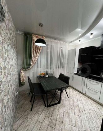 Продажа 3-комнатной квартиры 77 м², 9/16 этаж