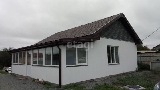 Продажа дома, 76 м², с участком 8 соток