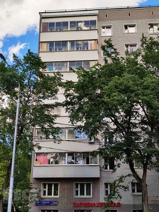 Продажа 3 комнат, 35 м², 9/9 этаж