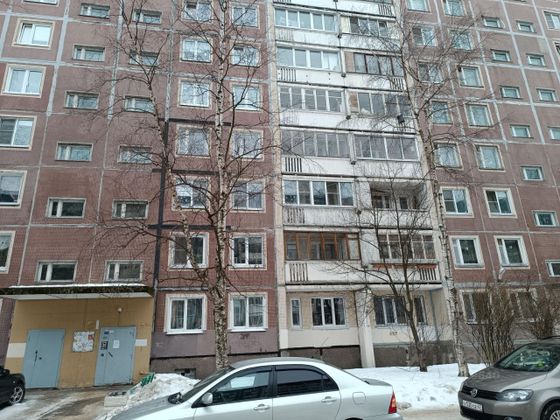 Продажа 3-комнатной квартиры 57 м², 2/9 этаж