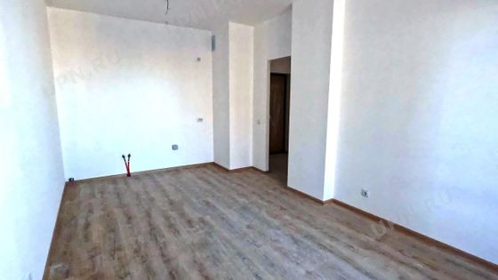 Продажа 2-комнатной квартиры 64 м²