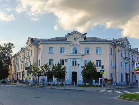 Продажа 3-комнатной квартиры 75 м², 2/4 этаж