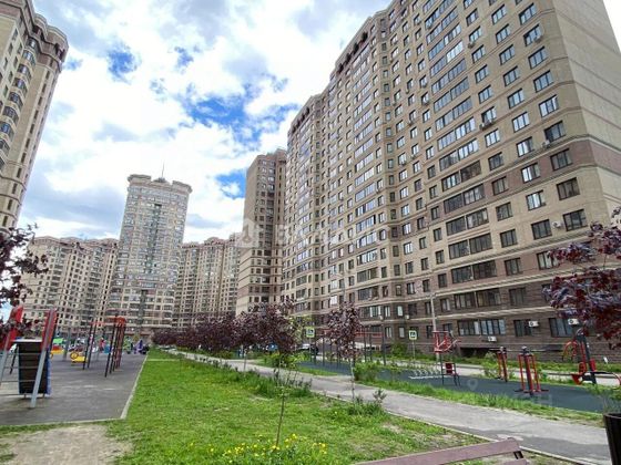 Продажа 2-комнатной квартиры 56 м², 14/19 этаж
