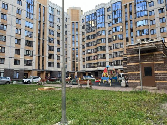 Продажа 2-комнатной квартиры 64,3 м², 2/9 этаж