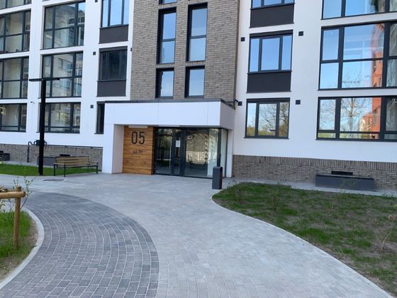 Продажа 2-комнатной квартиры 64,8 м², 3/8 этаж