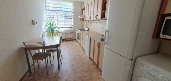 Аренда 3-комнатной квартиры 105 м², 4/6 этаж