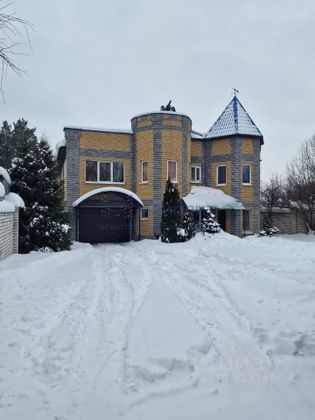 Продажа дома, 500 м², с участком 10,4 сотки