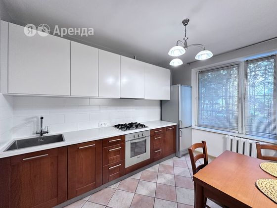 Аренда 3-комнатной квартиры 63 м², 1/12 этаж