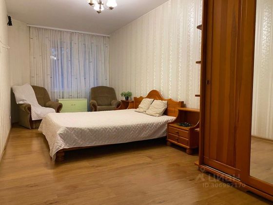 Продажа 1-комнатной квартиры 37 м², 2/10 этаж