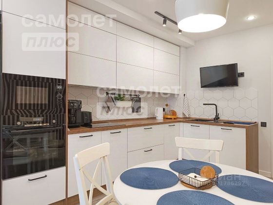 Продажа 2-комнатной квартиры 72,4 м², 2/9 этаж