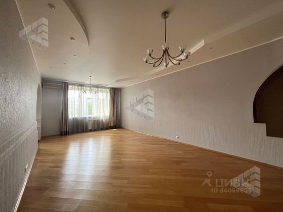 Аренда 4-комнатной квартиры 150 м², 6/7 этаж