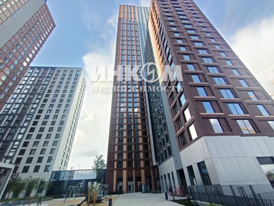 Продажа 1-комнатной квартиры 39,5 м², 51/52 этаж