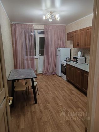 Аренда 1-комнатной квартиры 42 м², 8/27 этаж