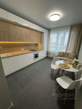 Продажа 1-комнатной квартиры 40 м², 4/9 этаж