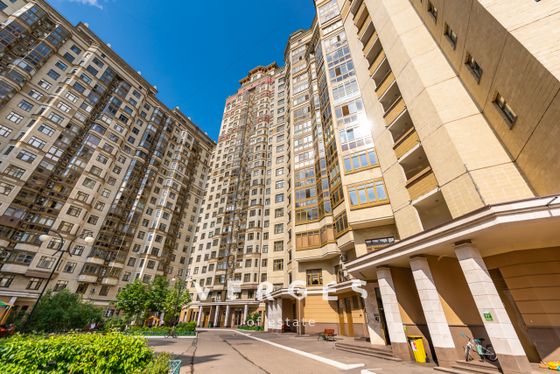 Продажа 1-комнатной квартиры 52 м², 2/22 этаж