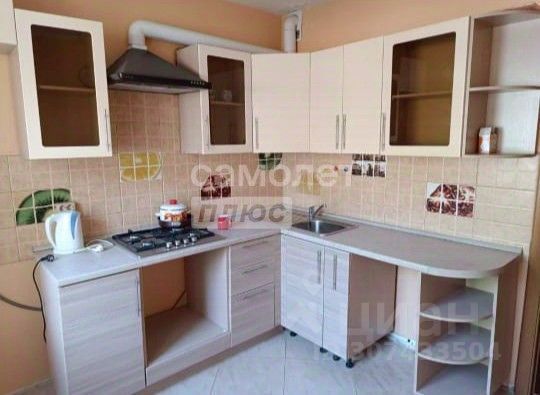 Продажа 3-комнатной квартиры 70 м², 1/10 этаж