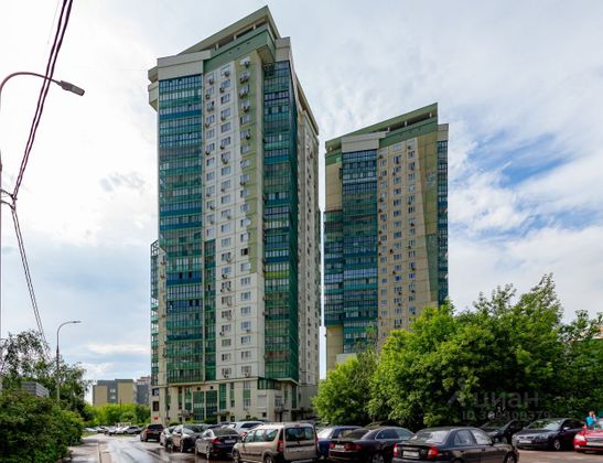 Продажа 4-комнатной квартиры 111 м², 4/25 этаж