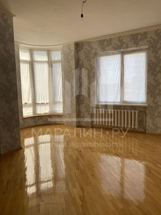 Продажа 3-комнатной квартиры 130 м², 9/17 этаж