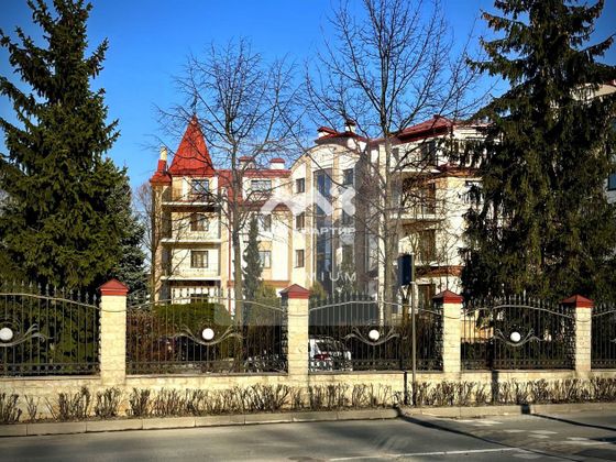 Продажа 3-комнатной квартиры 116,3 м², 3/4 этаж