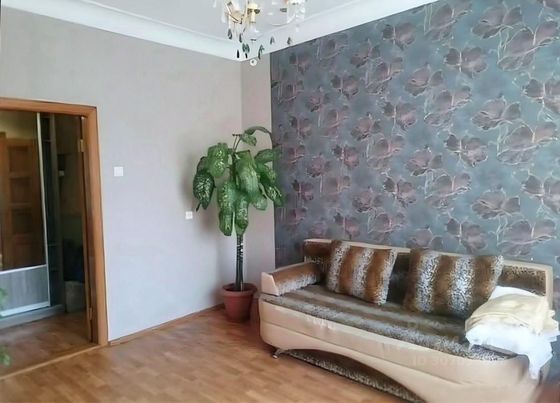 Аренда 2-комнатной квартиры 57 м², 1/2 этаж