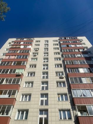 Продажа 3-комнатной квартиры 64 м², 8/12 этаж