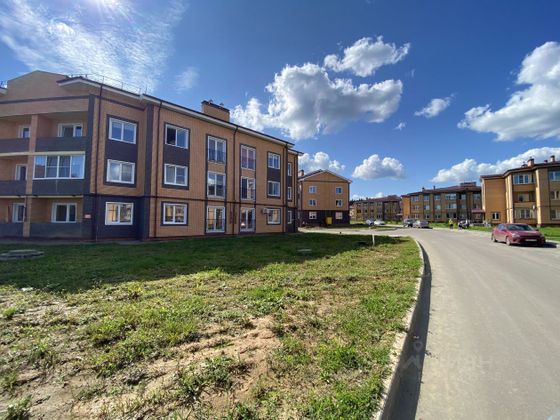 Продажа 3-комнатной квартиры 65 м², 1/3 этаж