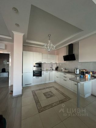 Продажа 3-комнатной квартиры 129 м², 4/24 этаж