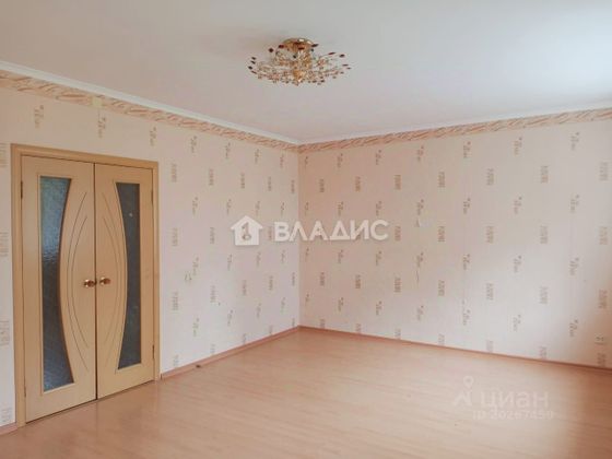 Продажа 2-комнатной квартиры 77 м², 2/10 этаж