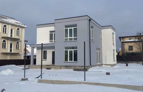 Продажа дома, 204 м², с участком 12 соток