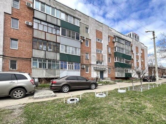 Продажа 4-комнатной квартиры 81 м², 1/4 этаж