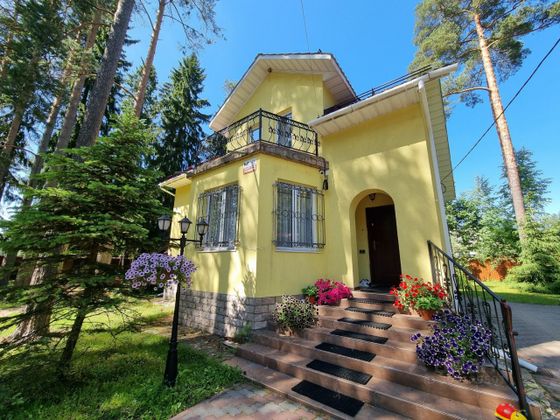 Аренда дома, 140 м², с участком 25 соток