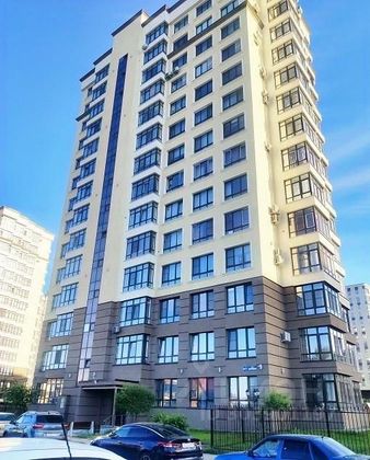 Продажа 3-комнатной квартиры 69,3 м², 1/14 этаж