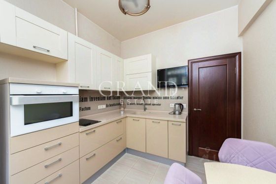 Продажа 2-комнатной квартиры 54 м², 1/5 этаж