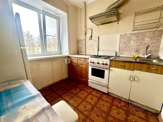 Продажа 1-комнатной квартиры 30,4 м², 2/4 этаж