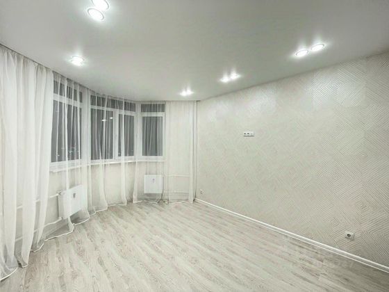 Продажа 2-комнатной квартиры 62 м², 12/17 этаж