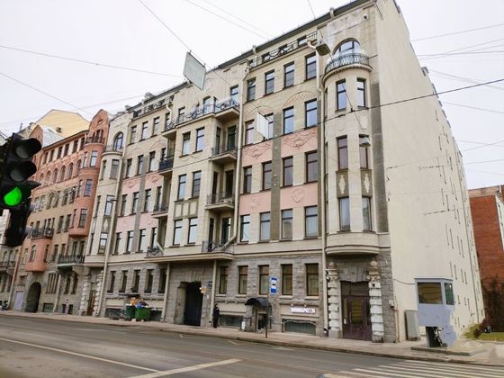 Продажа 4-комнатной квартиры 198,8 м², 4/7 этаж