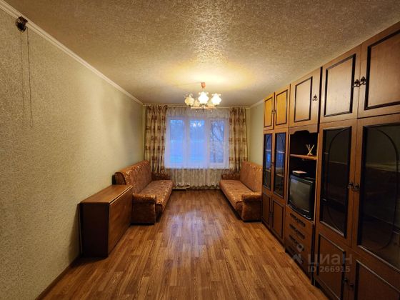 Продажа 2-комнатной квартиры 45 м², 1/9 этаж