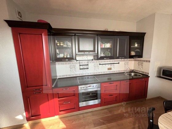 Продажа 2-комнатной квартиры 56 м², 20/24 этаж