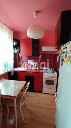 Продажа 3-комнатной квартиры 63 м², 2/5 этаж