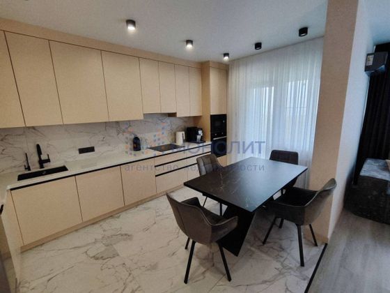 Продажа 3-комнатной квартиры 86 м², 8/11 этаж