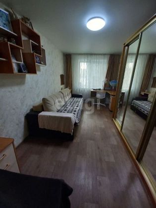 Продажа 3-комнатной квартиры 64 м², 4/10 этаж