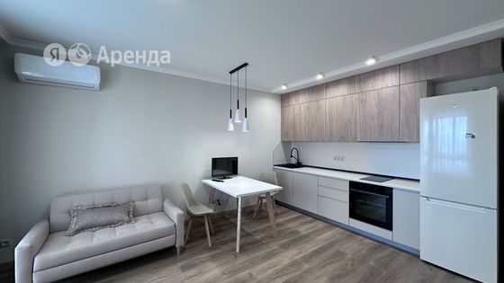 Аренда 1-комнатной квартиры 43 м², 25/33 этаж