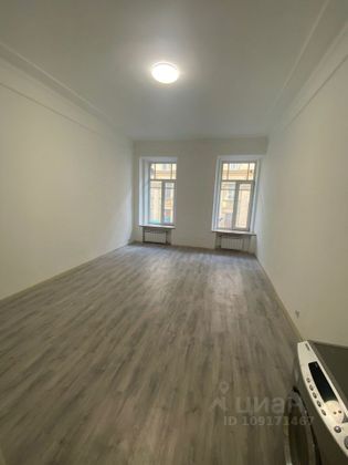 Продажа квартиры-студии 32 м², 2/5 этаж