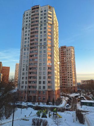 Продажа 2-комнатной квартиры 60 м², 4/22 этаж