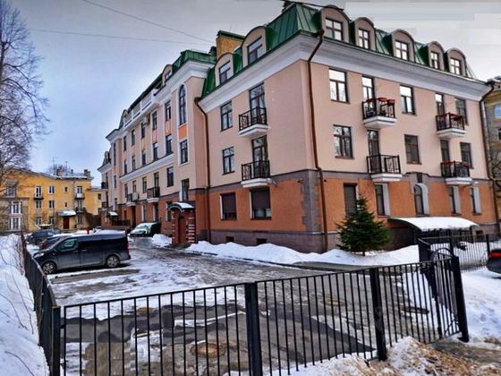 Продажа 1-комнатной квартиры 49 м², 3/5 этаж