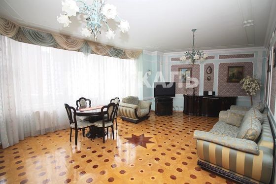 Аренда 3-комнатной квартиры 160 м², 6/19 этаж